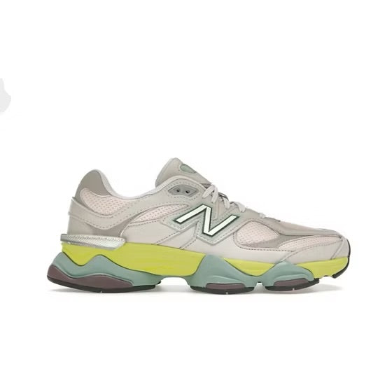 New Balance 9060 Moonbeam