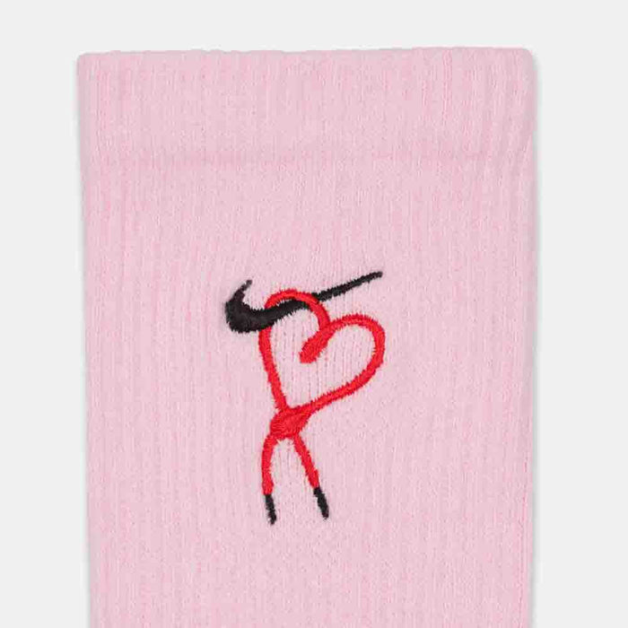 Up close view of the Nike VDay Crew Socks (1 pair).