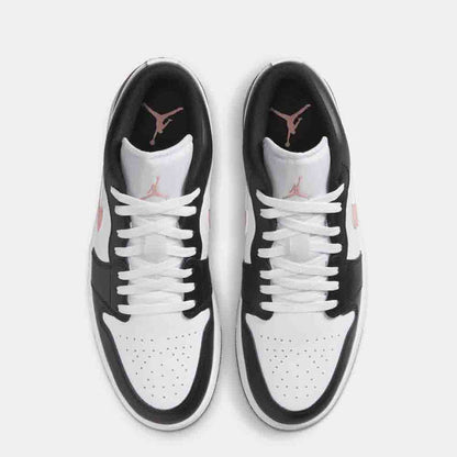 Top view of the Air Jordan 1 Low.