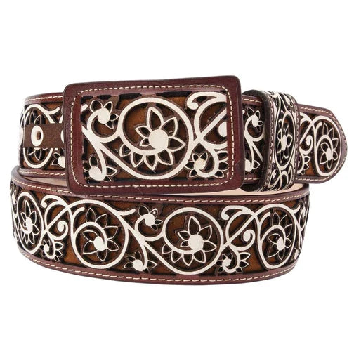 Cinto vaquero combinado en miel y cognac con diseño floral en corte láser, un accesorio charro único y elegante.