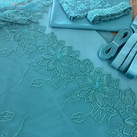 Crystal Jewel Loftus Bra Kit