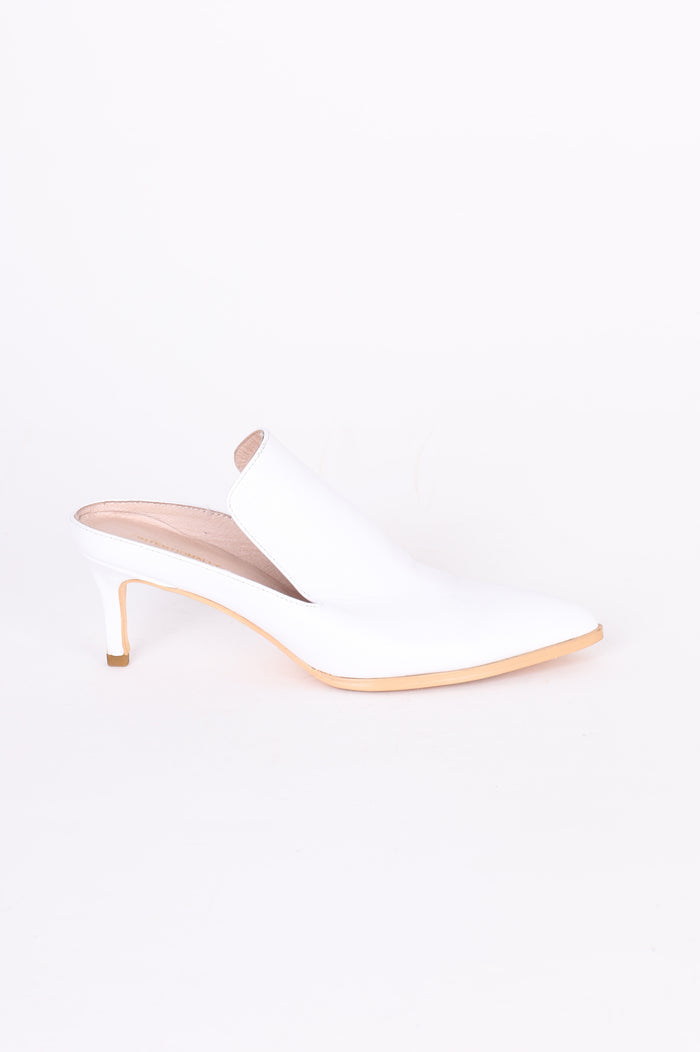Intentionally Blank Womens White Heels Size EU 36