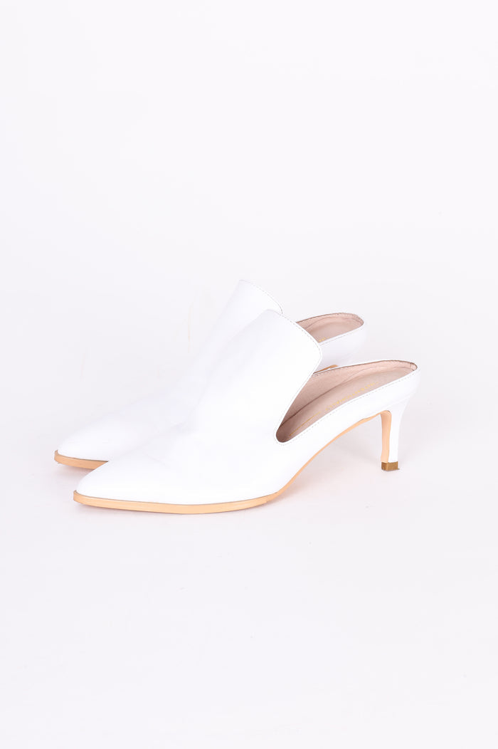 Intentionally Blank Womens White Heels Size EU 36