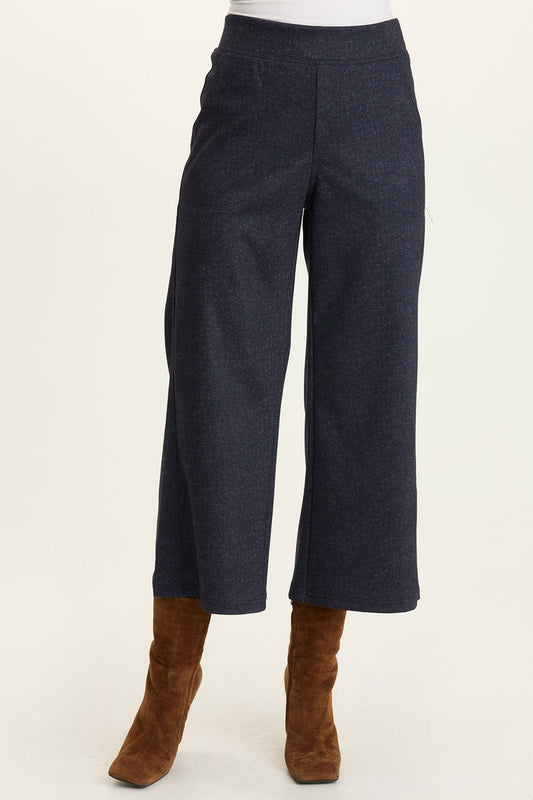Wearables Isidro Ponte Wide-Leg Crop Pant