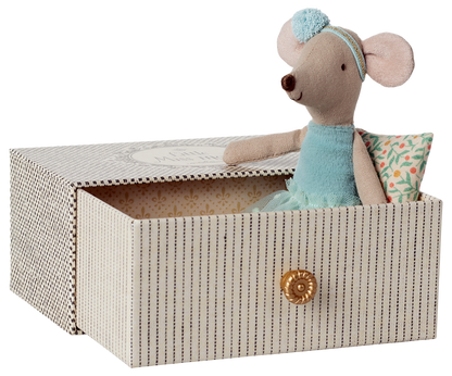 Maileg – Dance Mouse in Daybed - Little Sister - Mabel & Fox