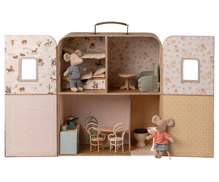 Maileg – SuitCasa - Little Sister & Brother House - Mabel & Fox