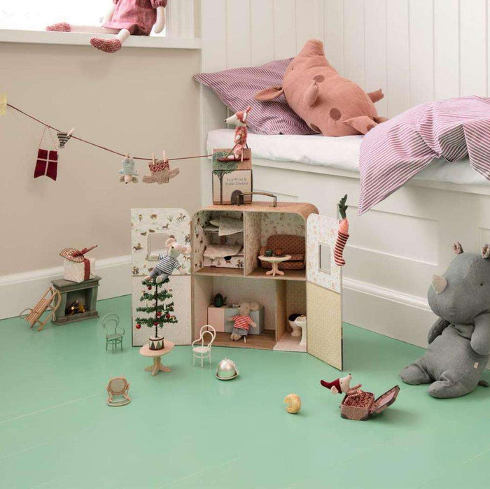 Maileg – SuitCasa - Little Sister & Brother House - Mabel & Fox