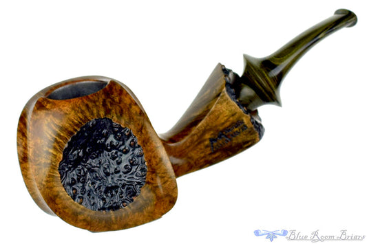 Blue Room Briars is proud to present this Marinko Neralić Pipe 1/4 Bent Asymmetric Blowfish Sitter with Plateau