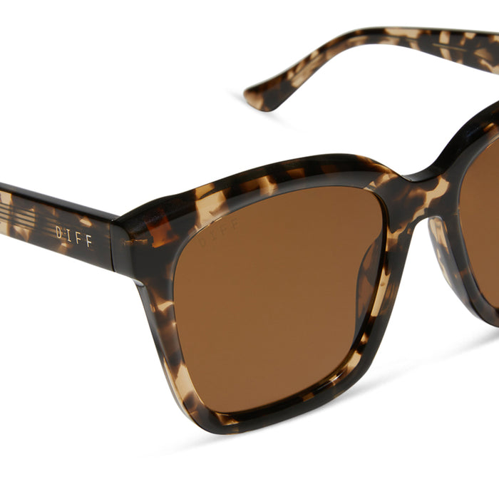 diff eyewear meredith square sunglasses with a espresso tortoise acetate frame and brown polarized lenses detailed view