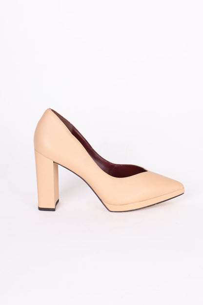 Nina Armando Womens Beige Heels Size EU 39