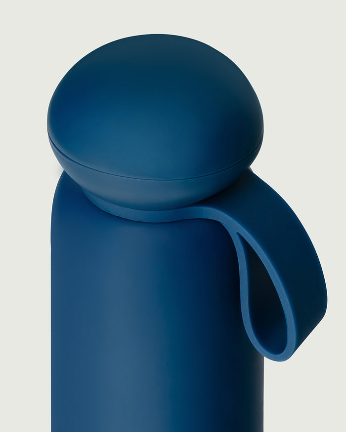 Blueberry::Sunnies Flask  pebble cap blue  top
