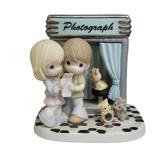 Precious Moments #144017 You've Captured My Heart 938/3000