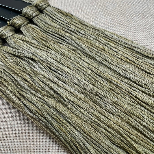 Roxy Floss Collection 8yd Brine