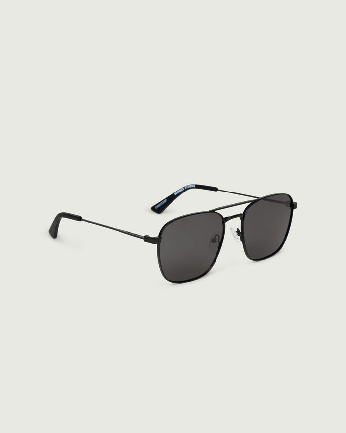 Charcoal Polarized::Val Sunglasses pilot black metal front diagonal